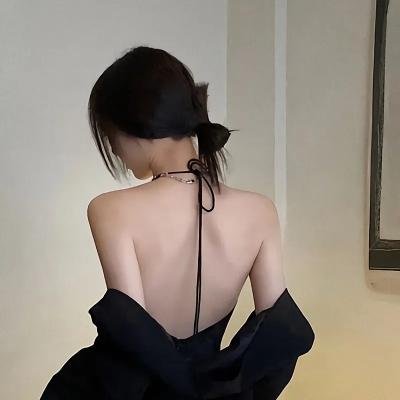 亲密的敌人